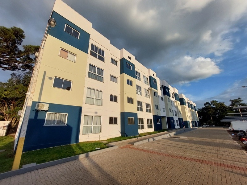 Apartamento à venda com 2 dormitórios e 1 banheiro no bairro Engenho Braun